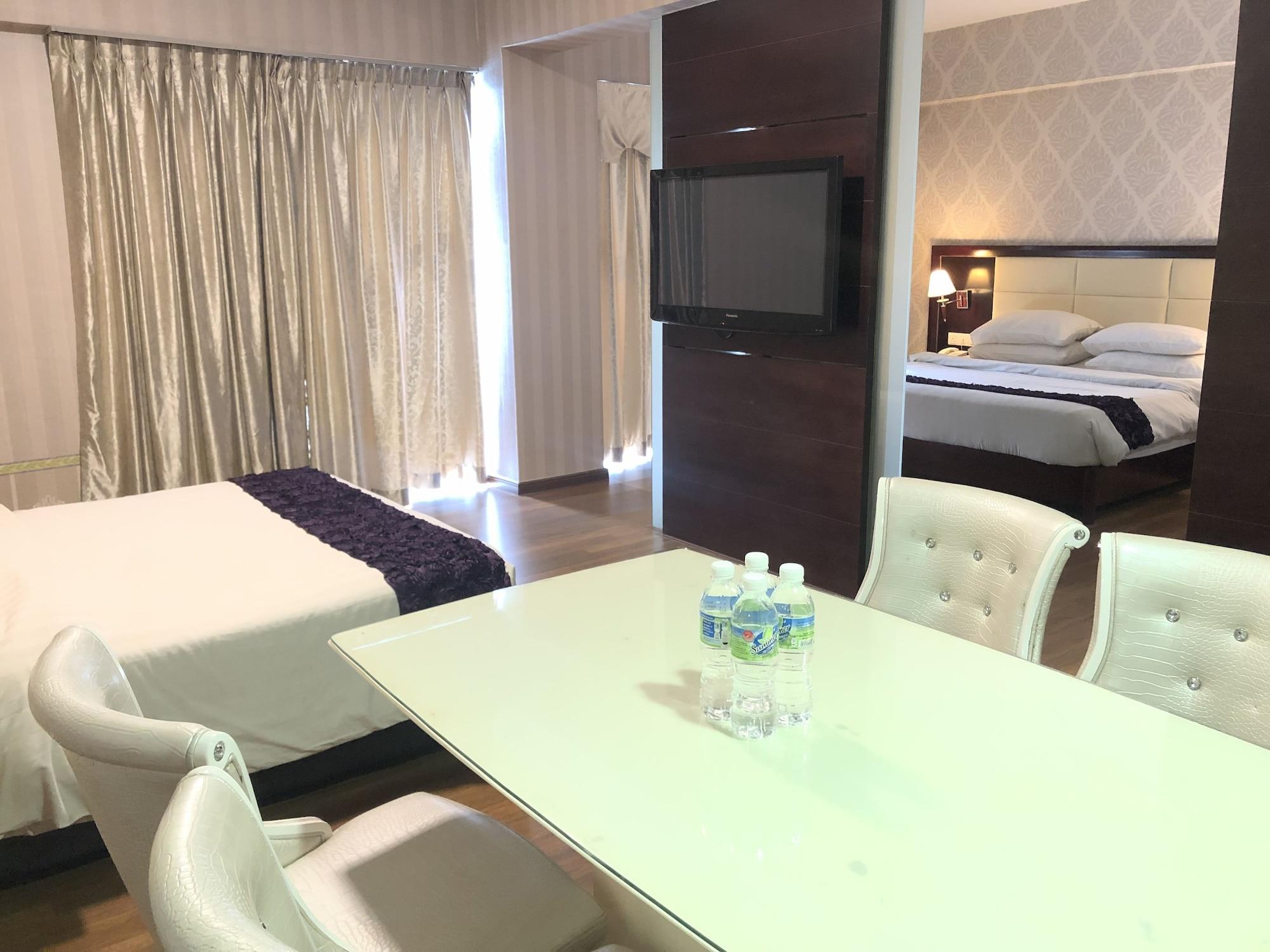 Pariss Hotel Джохор-Бару Экстерьер фото